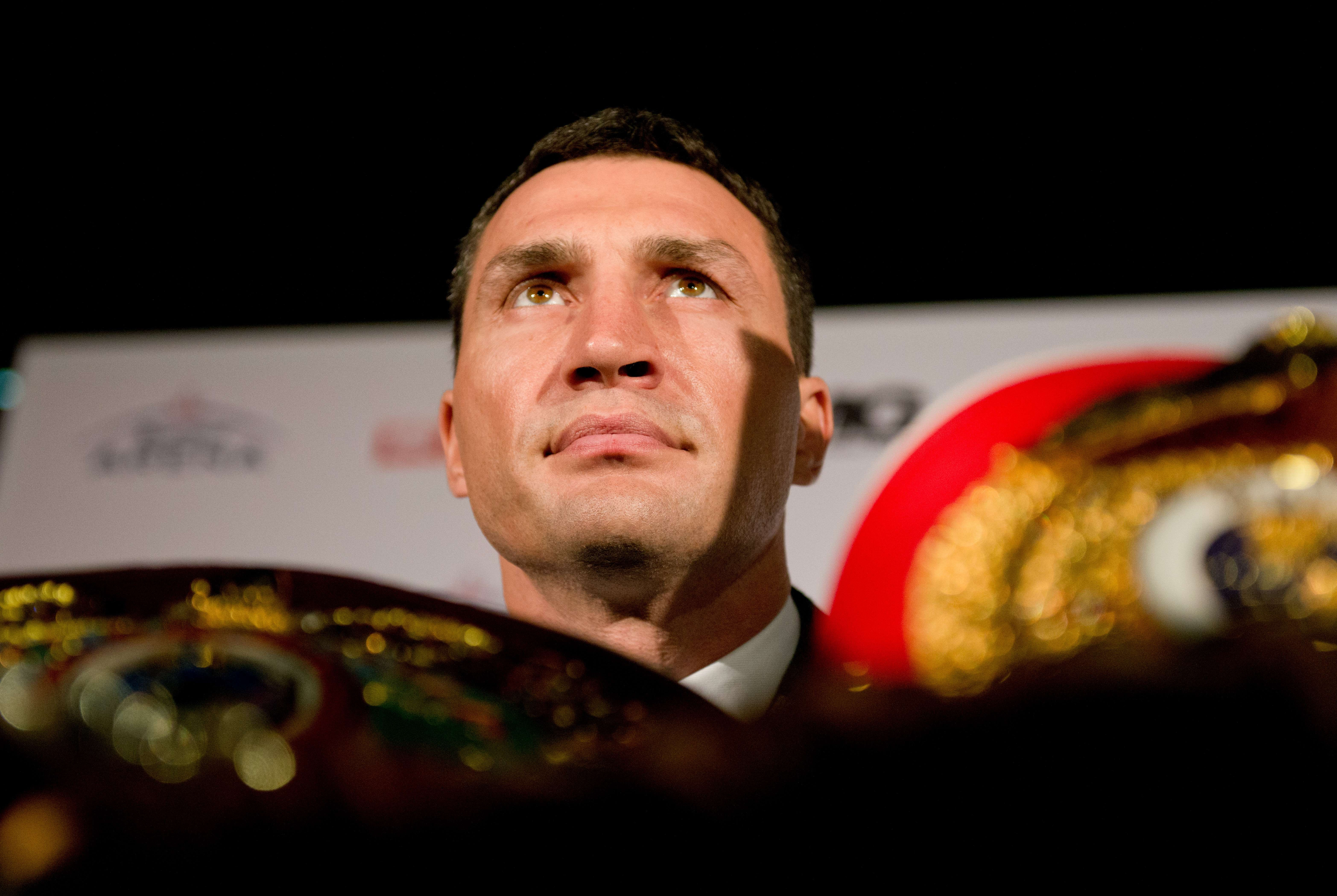 Surpriza in boxul mondial. Tyson Fury il invinge pe Wladimir Klitschko si devine campion mondial la categoria grea