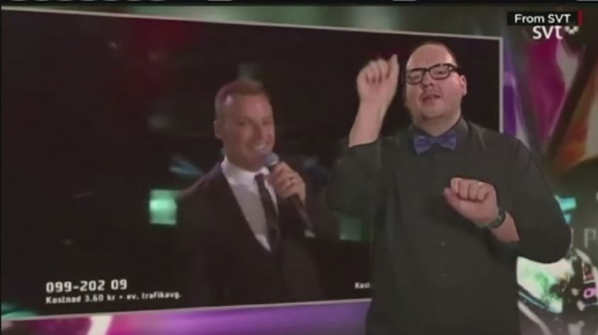 Un suedez a ajuns sa fie cunoscut drept "Michael Jackson al limbajului semnelor". Cum a "tradus" Eurovisionul. VIDEO