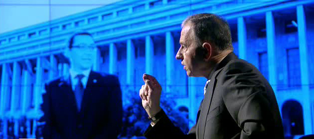 Mircea Geoana langa poza cu Ponta