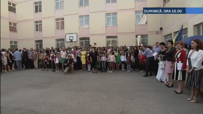 Problemele cronice ale unui sistem ineficient. Duminica, la Romania, te iubesc, aflati cum invata elevii din Romania