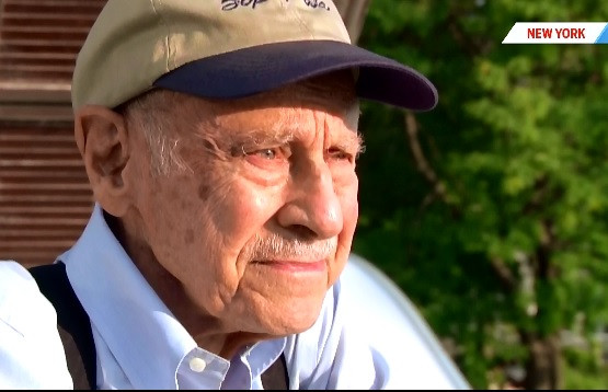 Romanul care a facut avere din inventia unui japonez si din aroganta lui Gigi Becali. "Cea mai usoara afacere din viata mea"