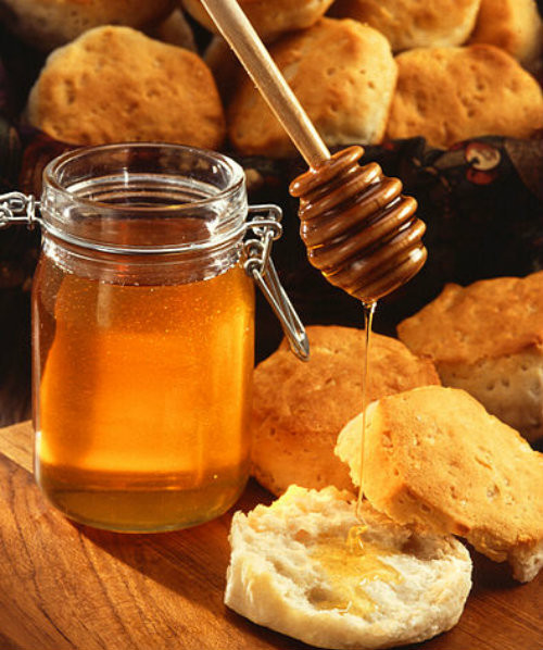 Cele 7 beneficii ale consumului de miere