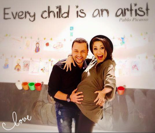 Andra anunta ca este insarcinata din nou: "In iulie, David va primi cel mai frumos cadou!". La ce nume de fată s-a gandit