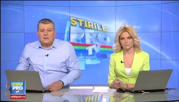 Trei familii din Bucuresti au ramas fara locuinte, dupa ce au fost distruse intr-un incendiu. Doua persoane, la spital