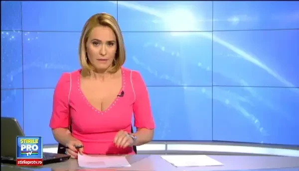 Decizia Angelinei Jolie de a-si extirpa ovarele, laudata de oncologi. O alta vedeta a dezvaluit ca poarta gena cancerului