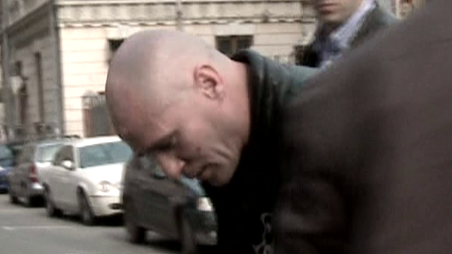 Barbatul din Bucuresti care a agresat sexual intr-un lift un copil de 10 ani, arestat preventiv