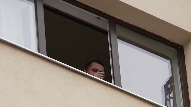 O studenta frantuzoaica s-a sinucis in Cluj la putin timp dupa ce prietena ei a comis acelasi gest. Ce au povestit vecinii