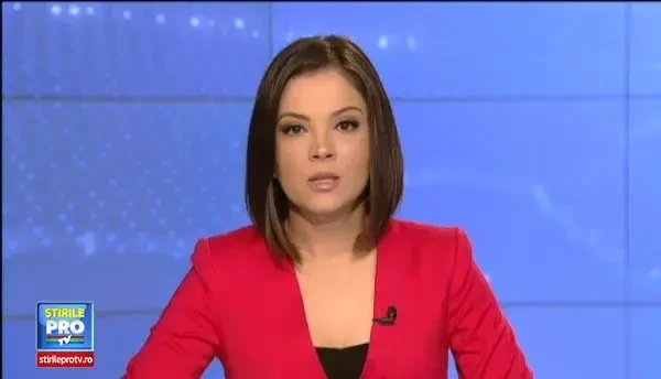 97 de ani de la unirea Basarabiei cu Romania. Sute de lampioane la Iasi, un tricolor de 100 de metri la Targu Jiu