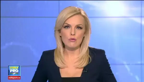 O soferita a adormit in masina, pe autostrada, dupa ce a baut o sticla de vodca. Politia a incercat din greu sa o trezeasca