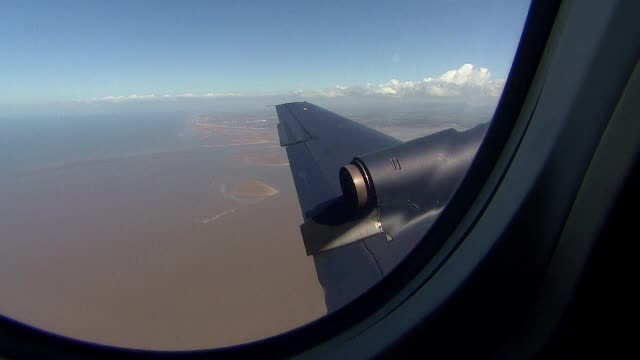 Pare un avion normal pana il privesti cu atentie. Proiectul de 94 de milioane de dolari care ar putea revolutiona aviatia