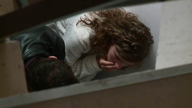 Studenta din Franta gasita moarta langa un bloc din Cluj ar fi fost agresata sexual. Parintii ei nu cred ca s-a sinucis