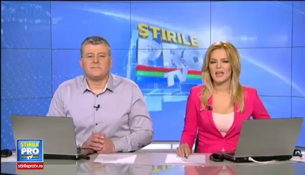 Muzeul pisicilor vii din Singapore. Vizitatorii se pot juca cu micile feline si le pot chiar si adopta