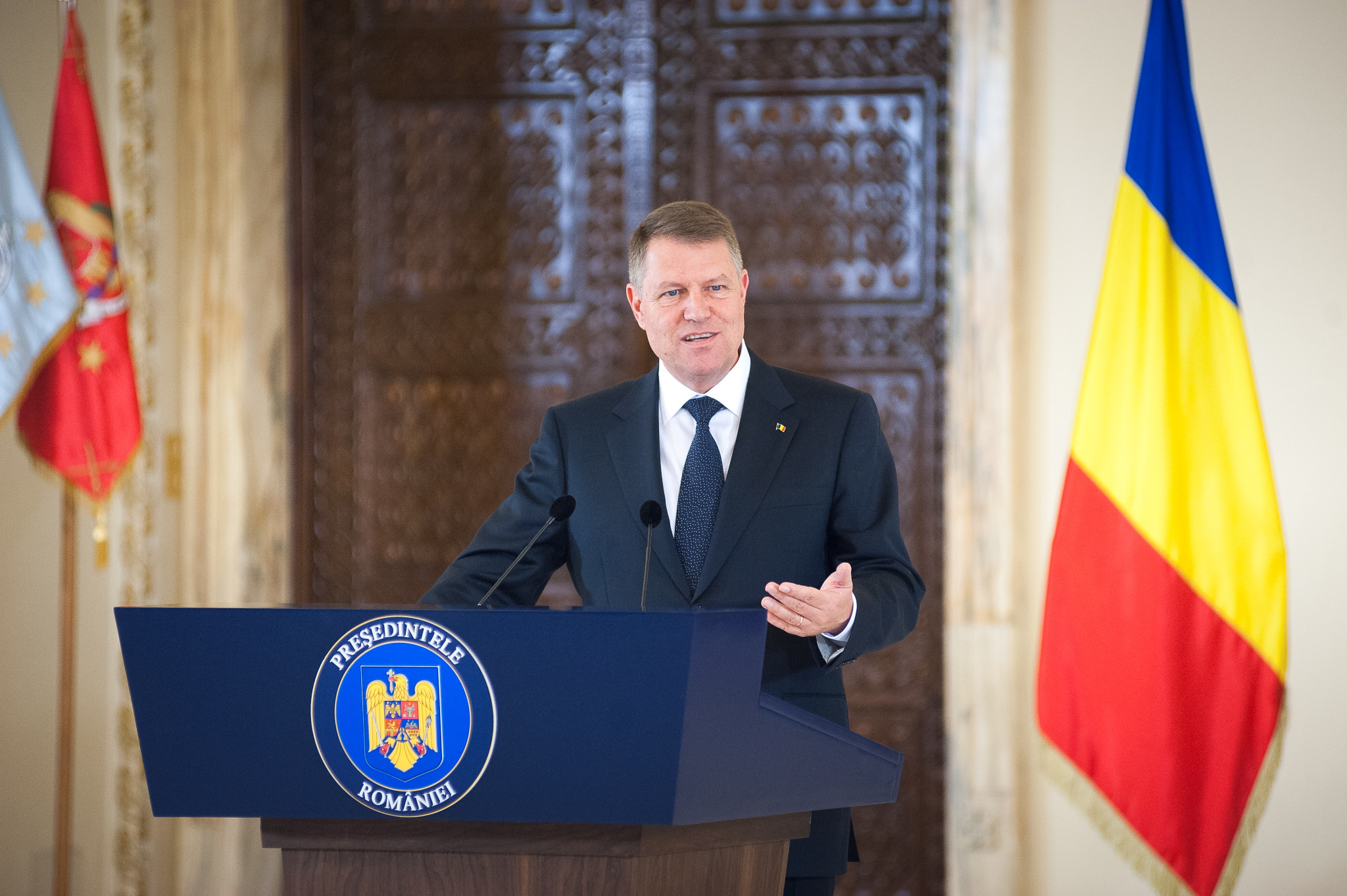 Iohannis, la televiziunea publica germana: "Iau in calcul atacarea modificarilor Codului Penal la CCR". VIDEO
