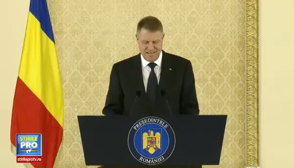 100 de zile cu Klaus Iohannis. Presedintele s-a plans de Parlament, l-a facut "postac" pe Basescu si a explicat de ce tace