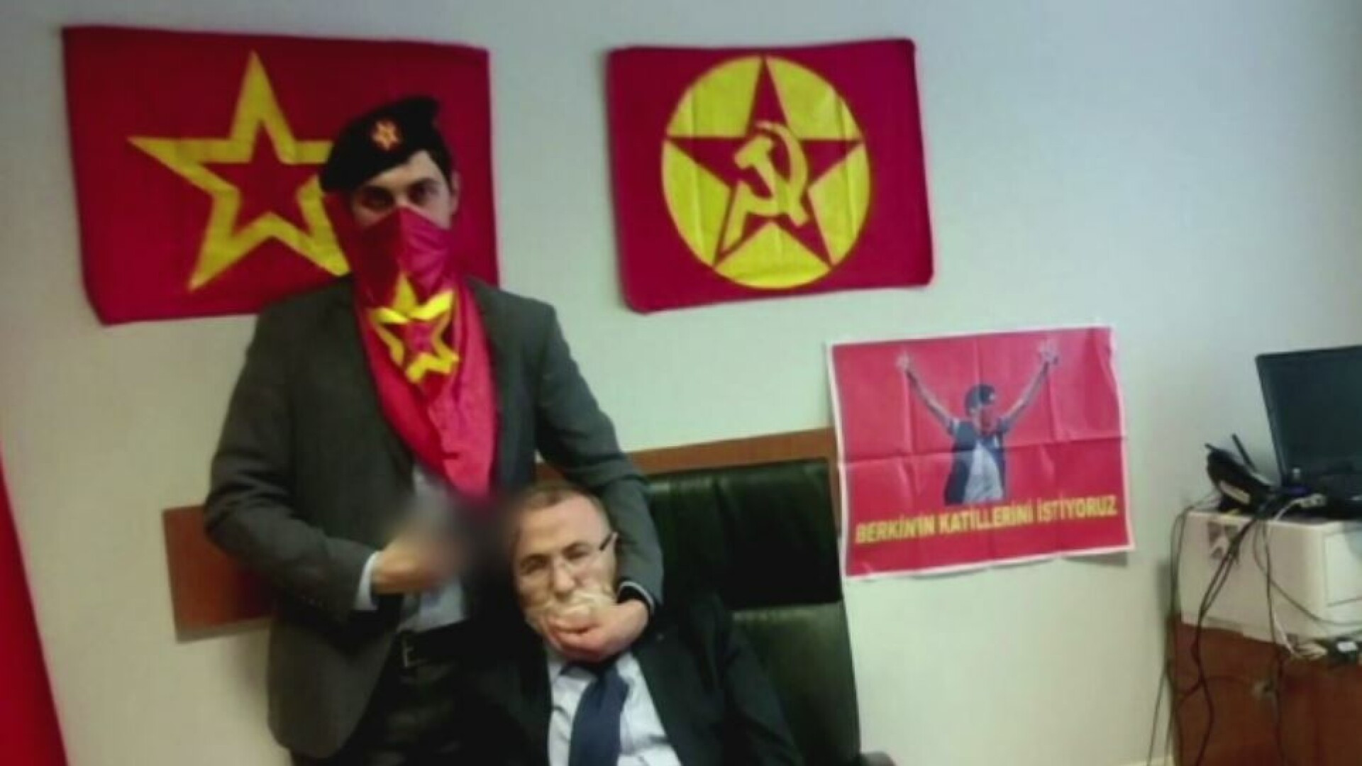 Procurorul luat ostatic de doi barbati in Turcia a decedat. Atacatorii ar face parte dintr-o organizatie terorista