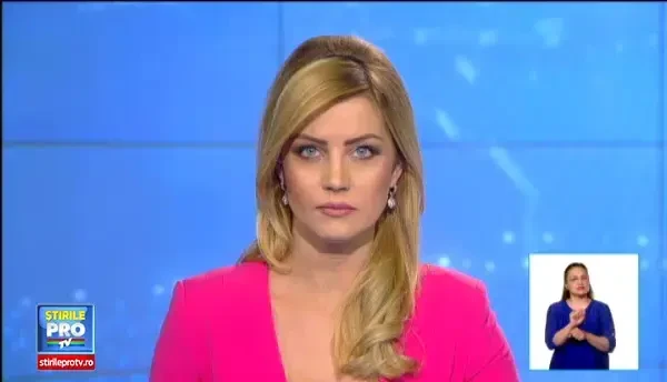 Fiica Vanessei Paradis si a lui Johnny Depp, la prima aparitie la un eveniment public. Tanara si-a eclipsat chiar si mama