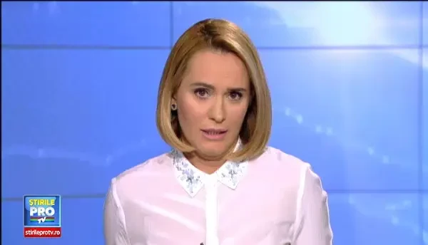 Iesirea nervoasa a unui politist din New York la adresa unui sofer de taxi, pentru ca nu a semnalizat la parcare