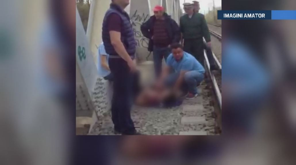 Neglijenta CFR in cazul tinerilor electrocutati pe un pod, in Capitala. Cum putea fi evitat accidentul din Parcul Herastrau