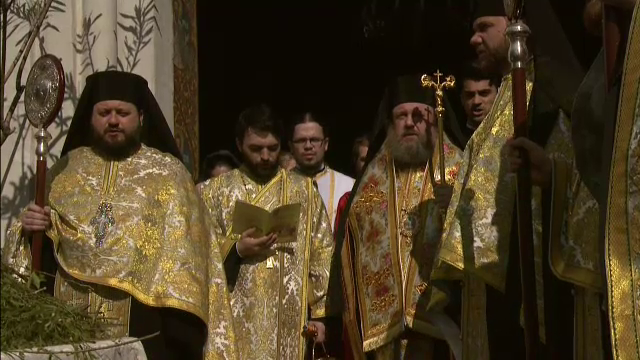 Traditii si obiceiuri de Florii. Procesiunea de sambata, din Capitala, a avut loc odata cu cea de la Ierusalim
