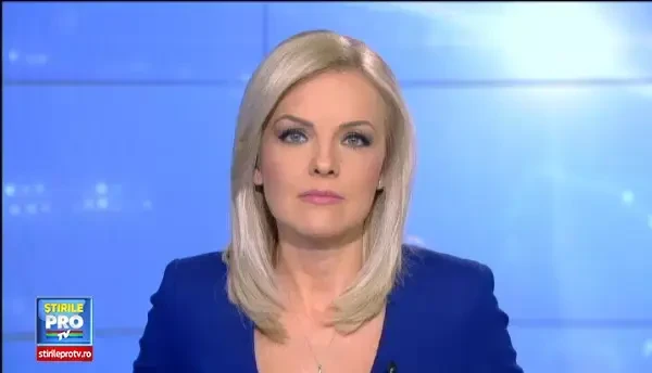 Gigi Becali a sarbatorit Floriile la biserica din Pipera. Cum a reactionat cand a fost abordat de cersetori