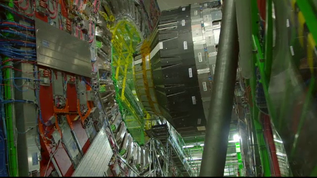 Acceleratorul de particule din Elvetia, care a dovedit existenta "particulei lui Dumnezeu", repus in functiune dupa 2 ani