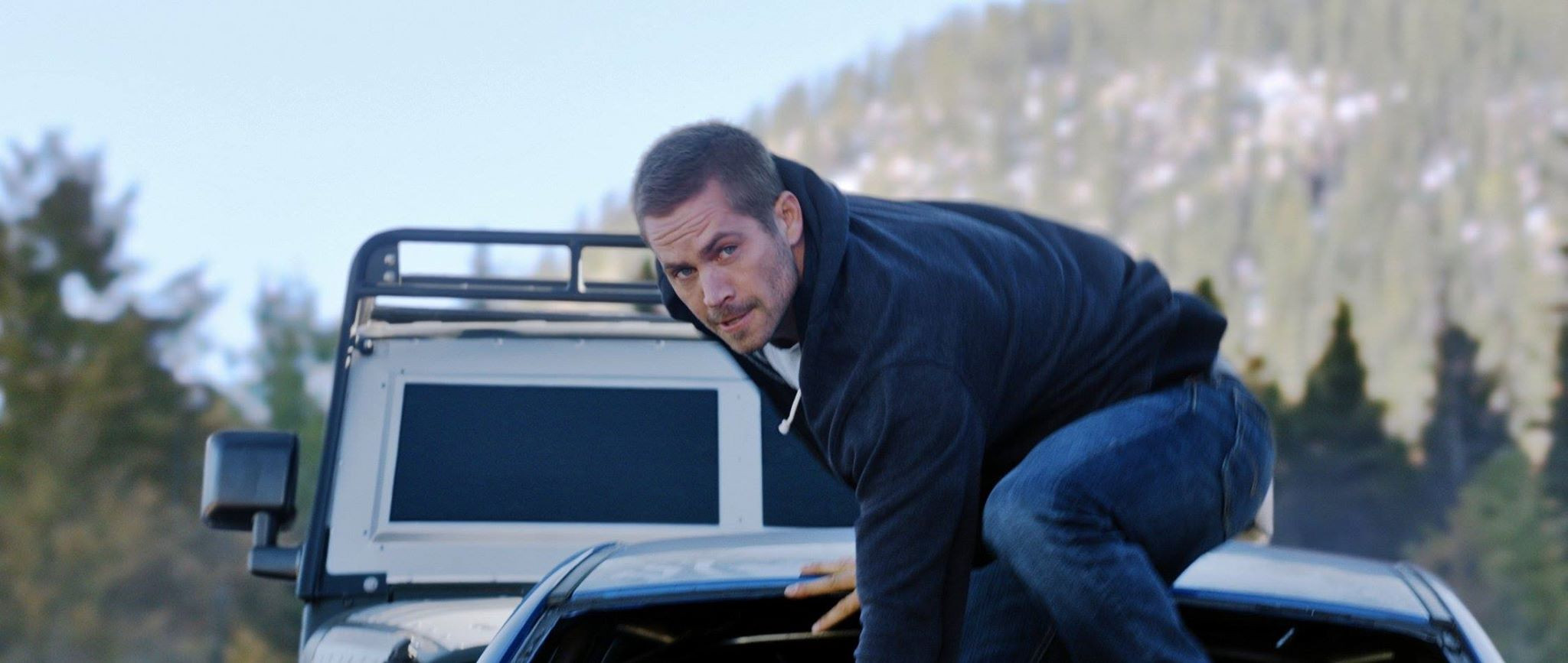 Secretul incasarilor uriase obtinute de Furious 7. Ultima cursa a lui Paul Walker a umplut salile de cinema