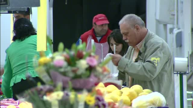 Reactia greilor din industria alimentara dupa anuntul legat de scaderea TVA-ului de la 1 iunie. Discutii la Minister