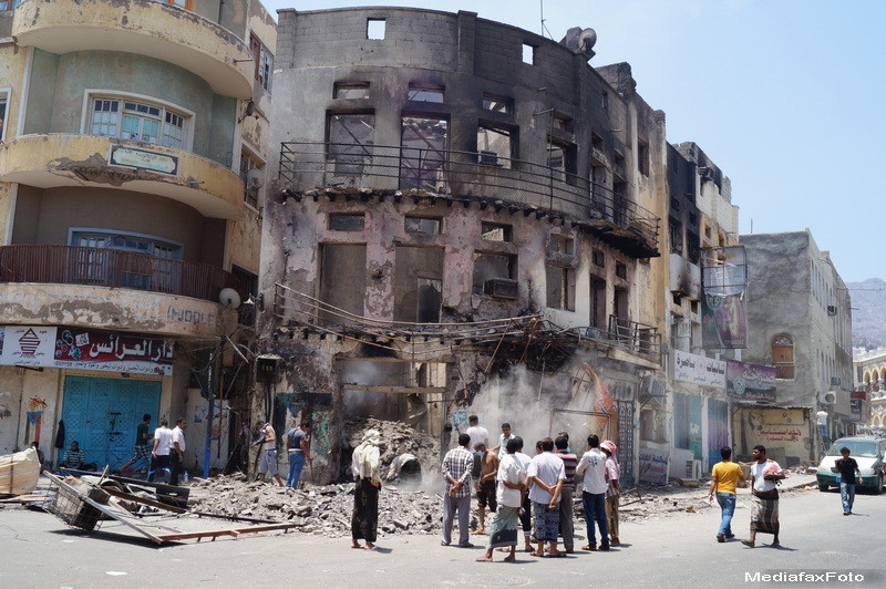 5 atentate intr-o singura zi in capitala Yemenului, revendicate de ISIS. Bilantul: cel putin 31 de morti si zeci de raniti