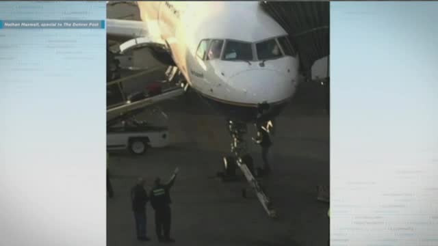 Incident neobisnuit deasupra Atlanticului. O aeronava Icelandair a fost lovita de un fulger: "Am vazut o gaura uriasa"