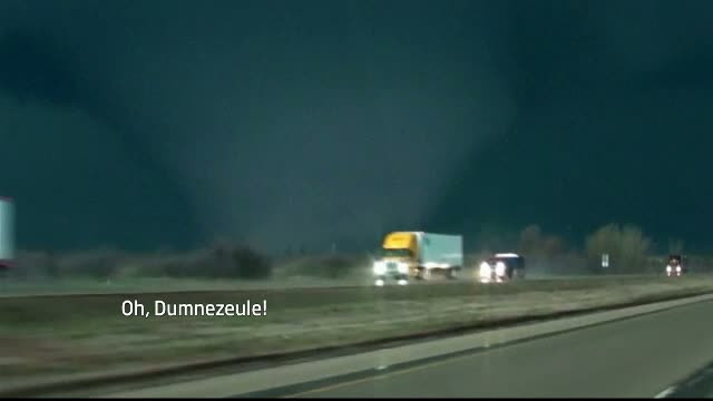 Statele Unite au fost lovite de un val de tornade. Orasul unde nu mai exista nici macar o casa in picioare