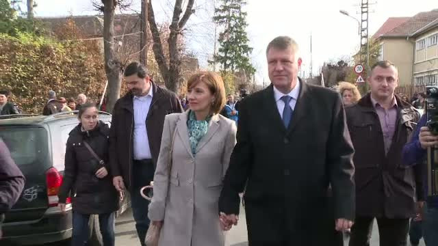 Presedintele in Portugalia, premierul in SUA. Unde petrec si ce urari au facut politicienii de Paste