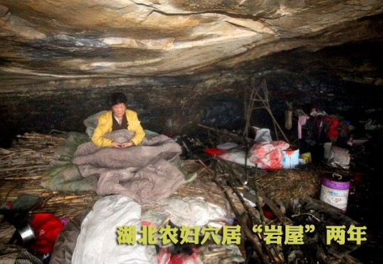 Femeia din China care traieste intr-o pestera de doi ani. Drama din cauza careia a ajuns in aceasta situatie