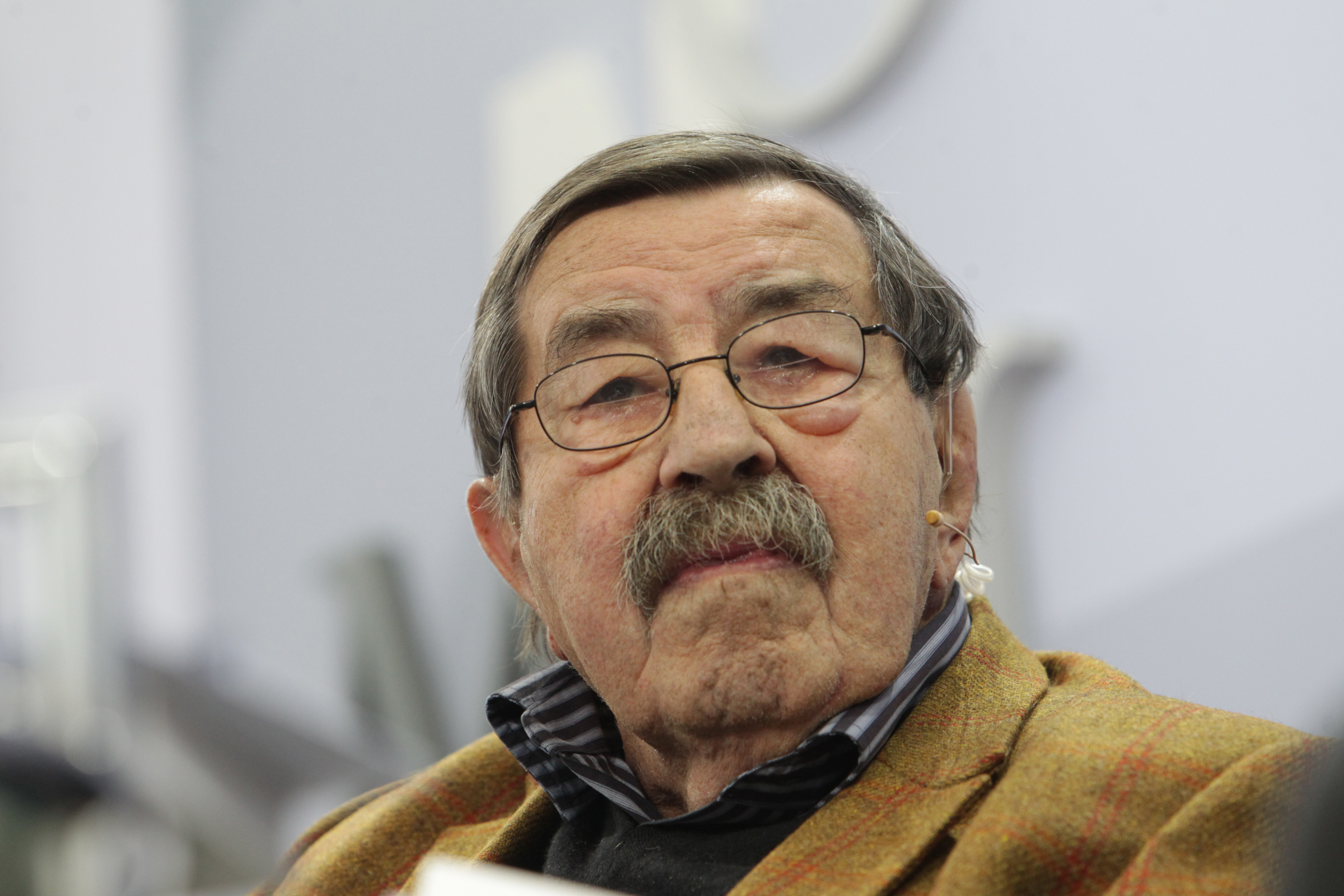 Gunter Grass, laureat al premiului Nobel pentru literatura, a murit. Scriitorul german avea 87 de ani