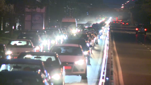 iLikeIT. Aplicatii si gadgeturi care te scapa de radare si de cozile din trafic. Wireless gratis in masina