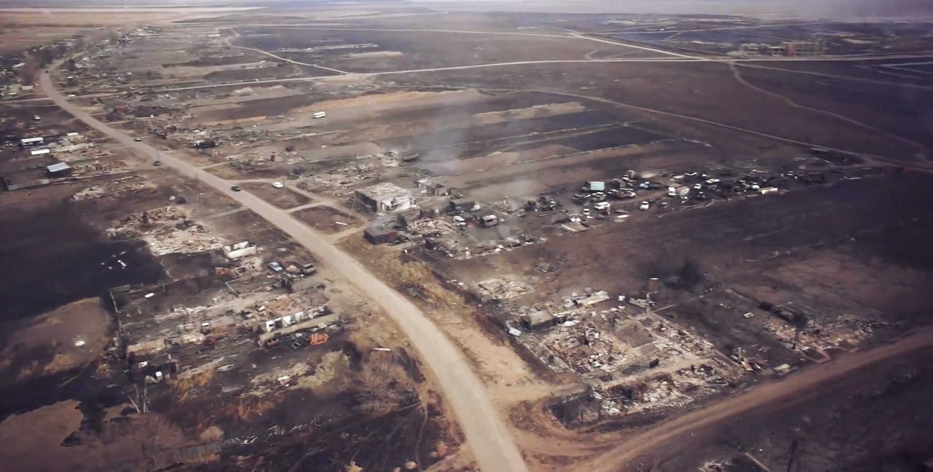 Incendiul urias din Rusia s-a extins si in China. Sate intregi, rase de pe fata pamantului, 23 de morti: filmare cu drona