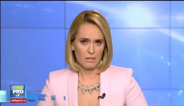 SUA: Doi parinti si bebelusul lor au murit dupa ce o bucata dintr-un pasaj a cazut peste masina in care se aflau