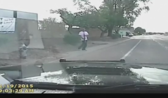 Inregistrare VIDEO socanta. Ce face un politist american ca sa prinda un suspect de crima, care era inarmat