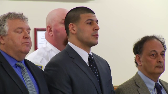 Aaron Hernandez, star al fotbalului american, condamnat la inchisoare pe viata pentru crima