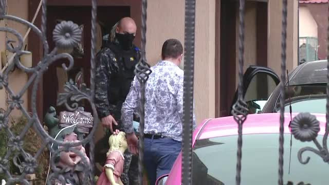 Perchezitii la doua firme de paza din Brasov. Patronii sunt suspecti intr-un dosar de evaziune fiscala de 2,5 milioane de lei