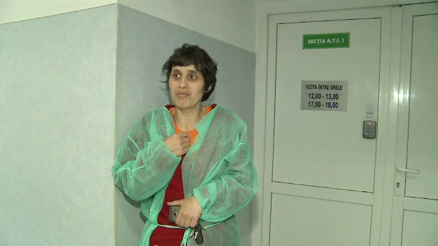 Fetita de 4 ani, la un pas de moarte dupa ce si-a infasurat o sfoara in jurul gatului. Cum a reusit mama sa o salveze