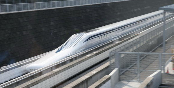 Nou record mondial de viteza pentru un tren maglev in Japonia: 603 km/h. VIDEO