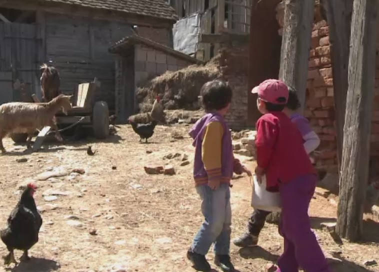 UNICEF arata cu degetul catre Romania leacurilor babesti. In era modernitatii, copiii sunt inca tratati "dupa ureche"