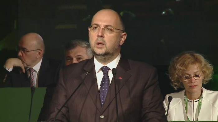 Kelemen Hunor a primit un nou mandat in fruntea UDMR. Maghiarii, "curtati" de PSD si PNL pentru o noua alianta