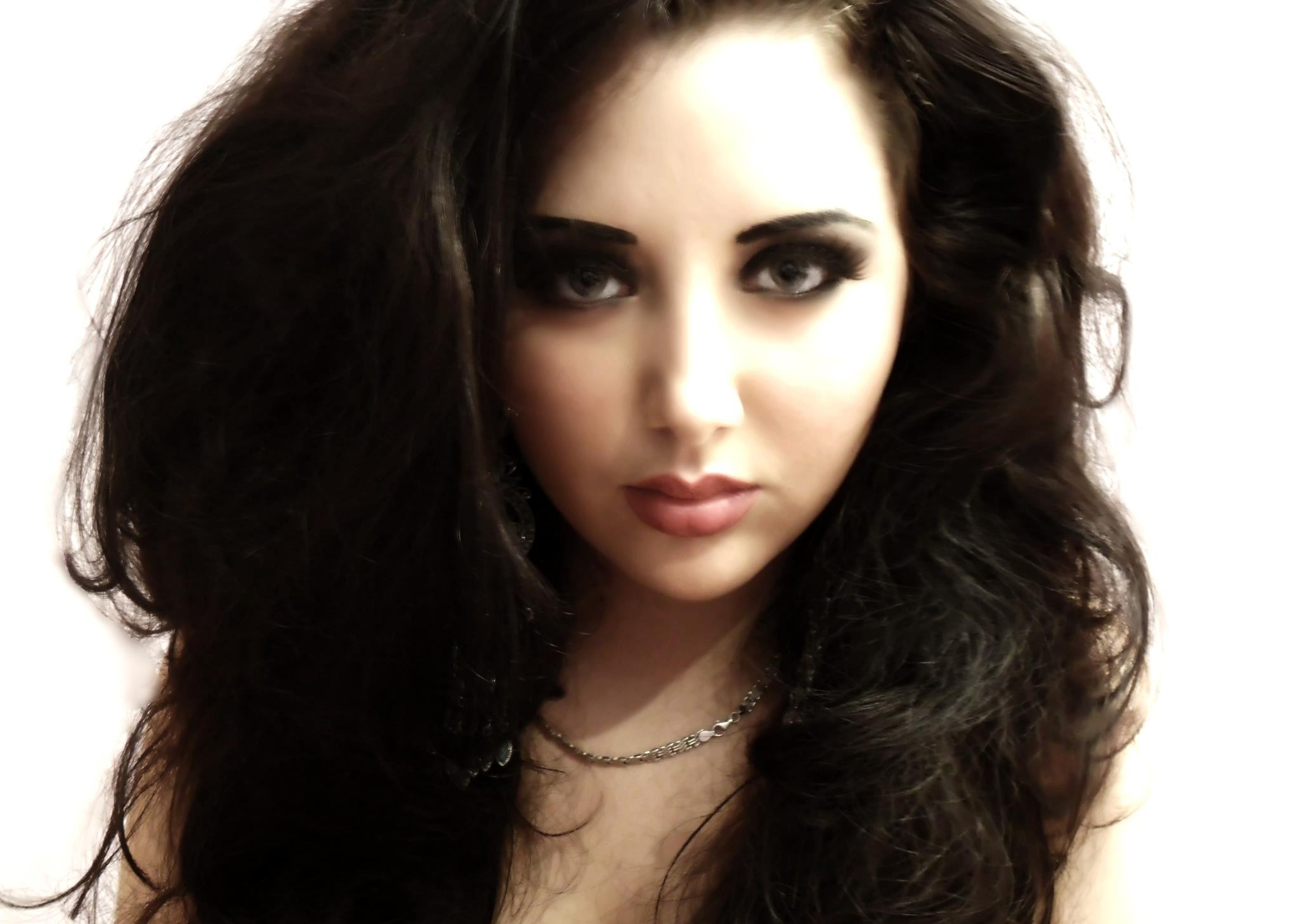 Iubitul Paulei Rat nu stie ca artista a murit si vrea sa vorbeasca la telefon cu ea