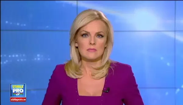 Un motociclist din Arad a murit pe loc, dupa ce s-a izbit de un microbuz. Secunda de neatentie care i-a adus finalul