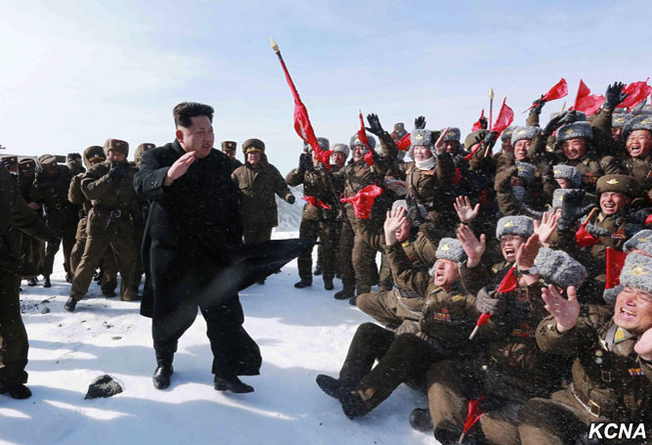 Kim Jong Un a urcat pe muntele sfant Paektu. "Am mai multa energie mentala decat orice arma nucleara"