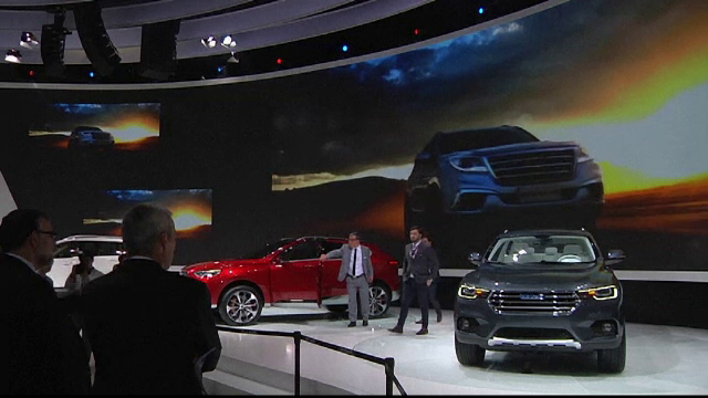 Targul auto de la Shanghai, locul unde s-au intalnit cei mai mari constructori de masini din lume. "Vedetele" editiei