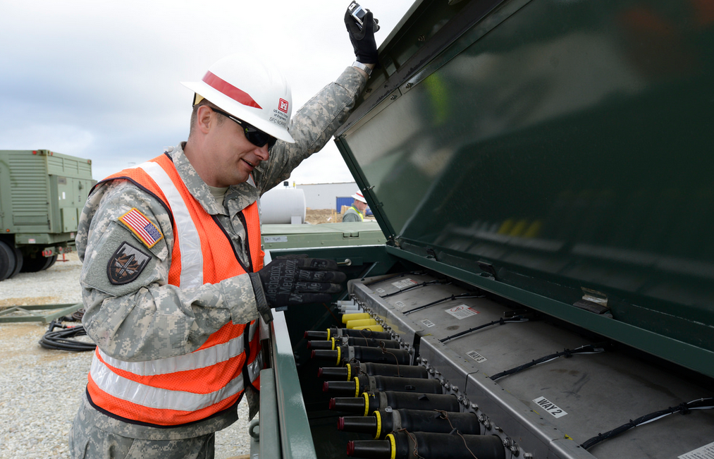 Imagini noi cu baza militara de la Deveselu. Soldatii americani testeaza sistemul electric si pun la punct ultimele detalii