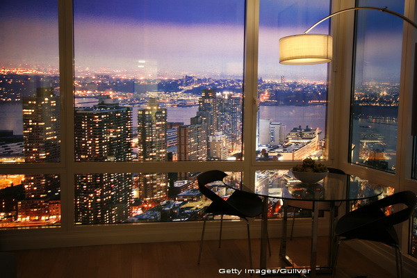 Cea mai mare economie a lumii, invinsa de o moneda prea puternica. Avertismentul FMI