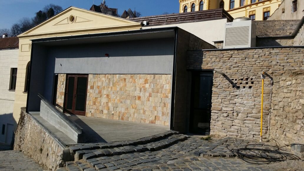 constructie modernista Sighisoara